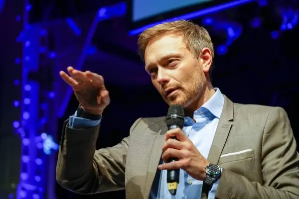 Christian Lindner – FuckUp Night Essen